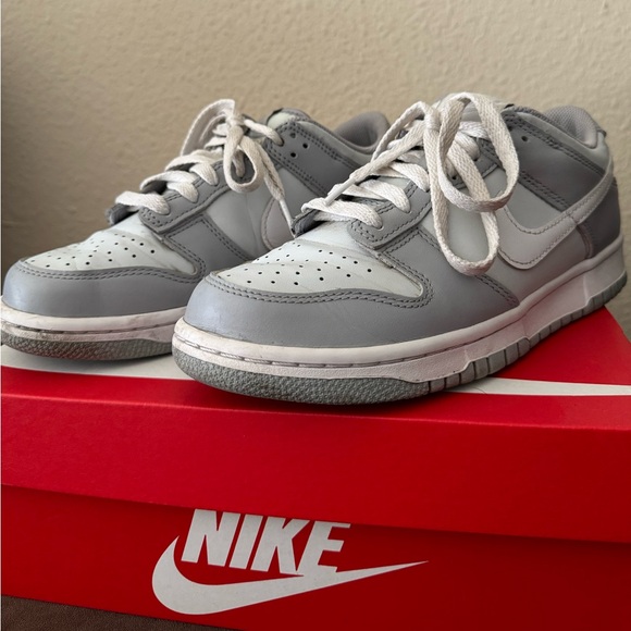 Nike Dunk Low - Picture 2 of 7